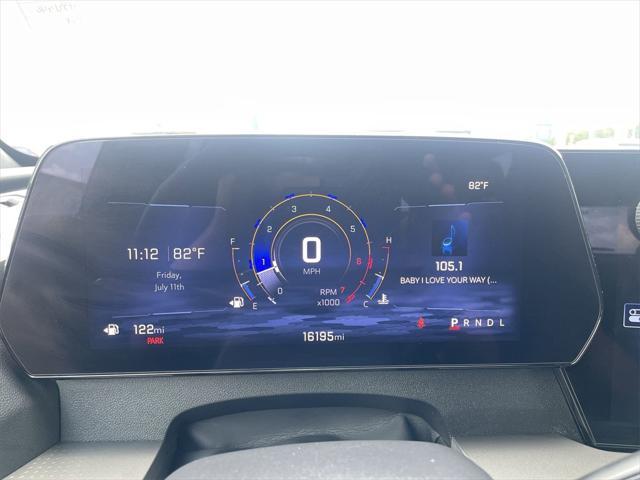 used 2025 Chevrolet Traverse car, priced at $39,850