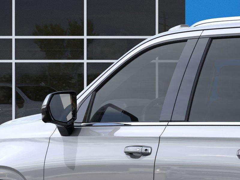 new 2025 Chevrolet Suburban car, priced at $77,715