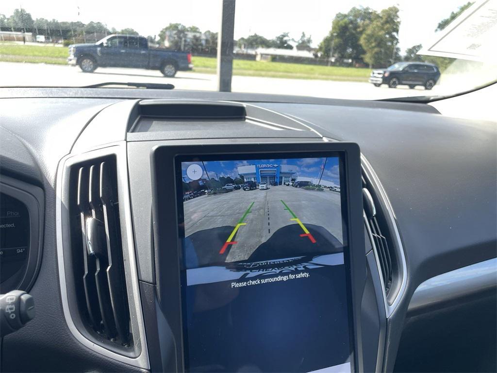 used 2024 Ford Edge car, priced at $28,294