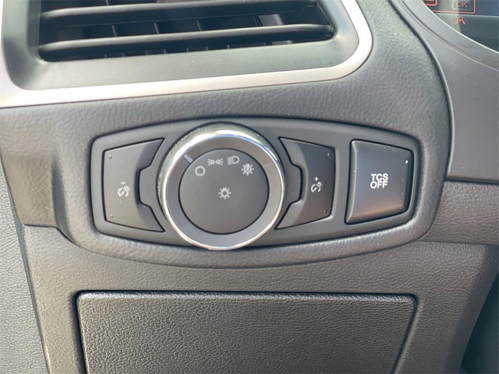 used 2024 Ford Edge car, priced at $28,294