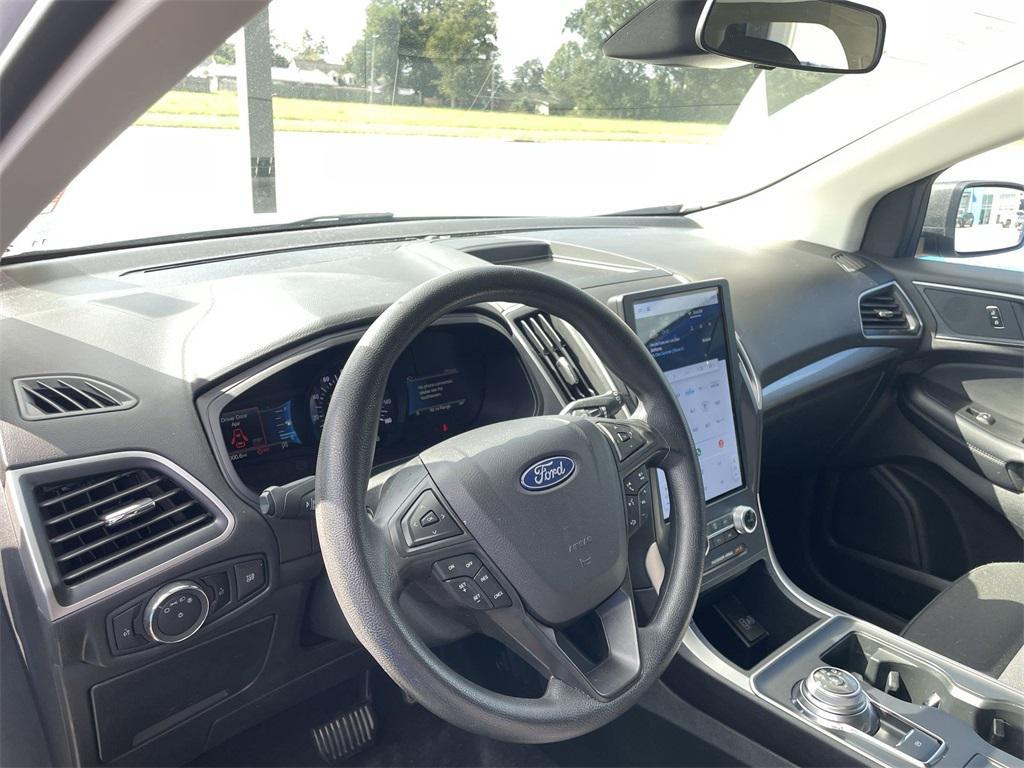used 2024 Ford Edge car, priced at $28,294