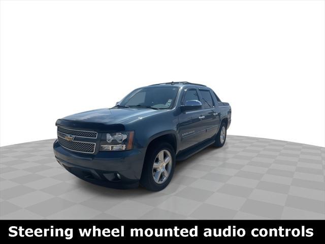 used 2008 Chevrolet Avalanche car, priced at $17,990