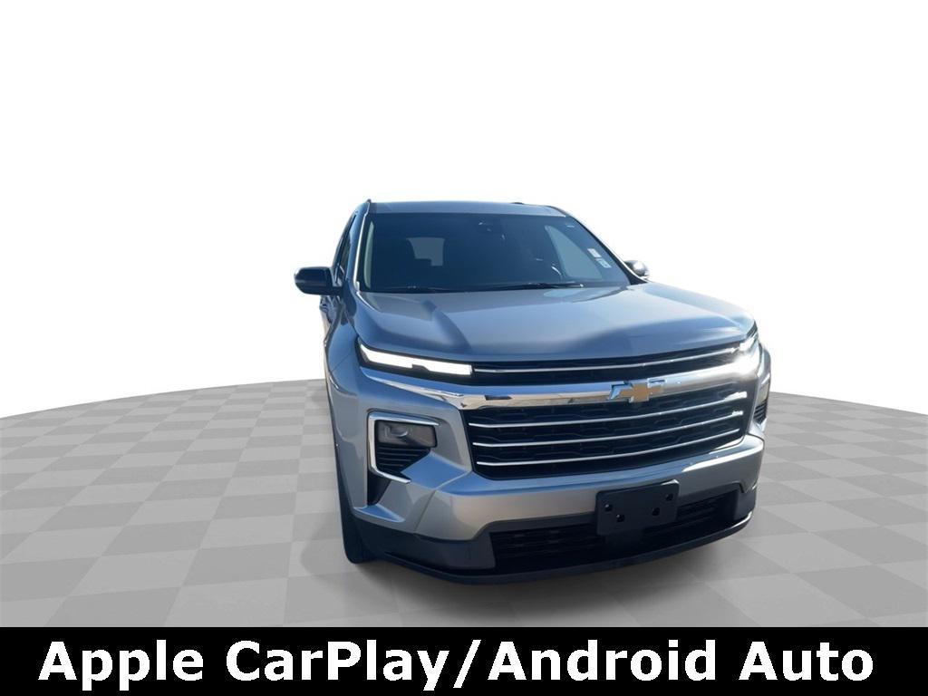used 2025 Chevrolet Traverse car, priced at $39,850