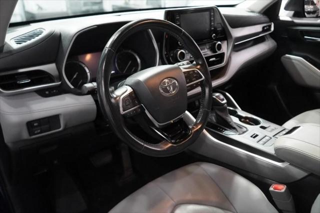 used 2021 Toyota Highlander car, priced at $28,205