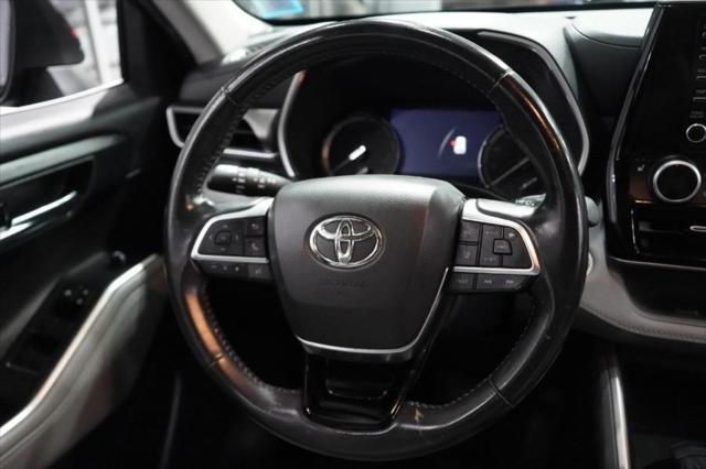 used 2021 Toyota Highlander car, priced at $28,205