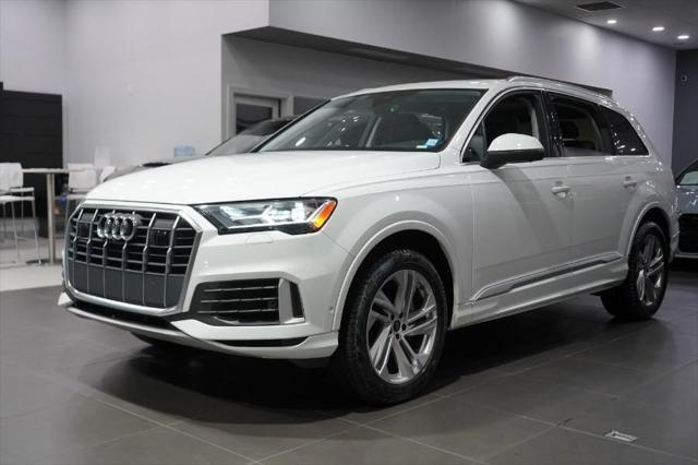 used 2023 Audi Q7 car, priced at $32,888