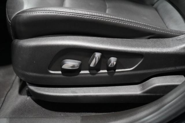 used 2023 Cadillac XT6 car, priced at $30,900