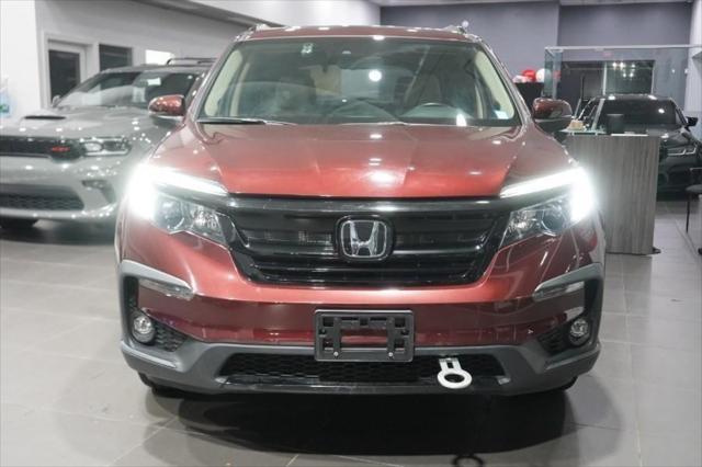 used 2022 Honda Pilot car, priced at $27,888