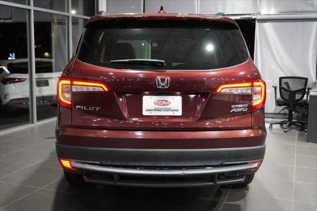 used 2022 Honda Pilot car, priced at $27,888