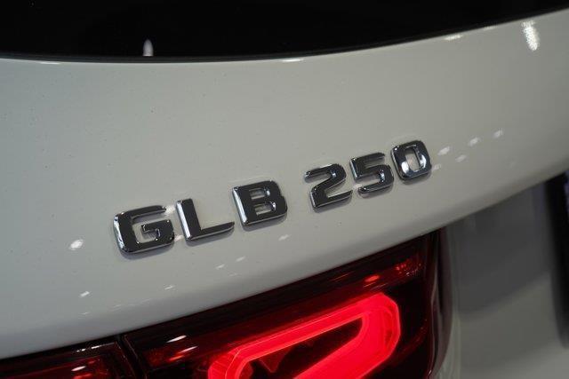 used 2021 Mercedes-Benz GLB 250 car, priced at $26,998