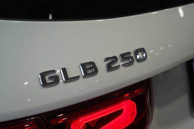 used 2021 Mercedes-Benz GLB 250 car, priced at $27,788