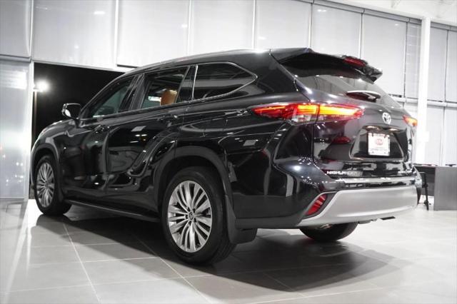 used 2023 Toyota Highlander car, priced at $43,005