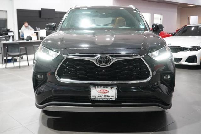 used 2023 Toyota Highlander car, priced at $43,005