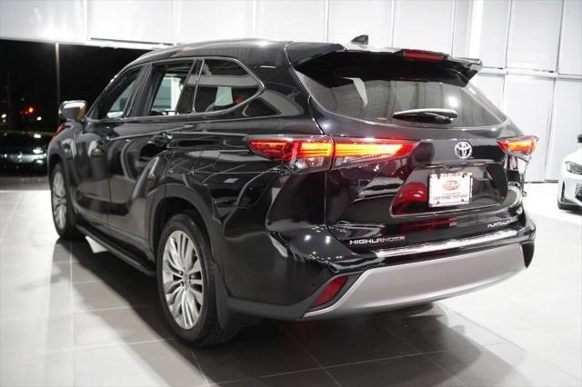 used 2023 Toyota Highlander car, priced at $43,005