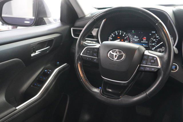 used 2021 Toyota Highlander car, priced at $29,888