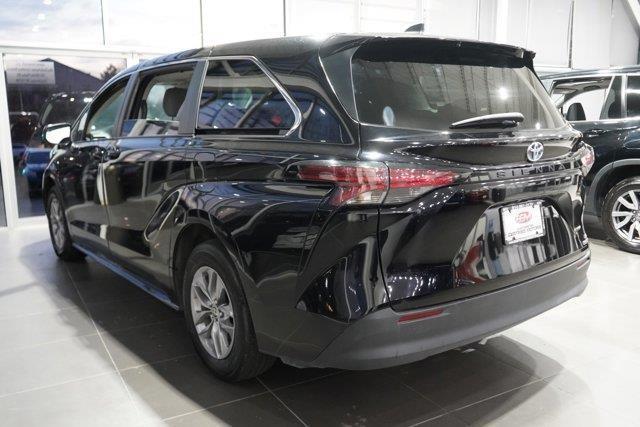 used 2023 Toyota Sienna car, priced at $34,888