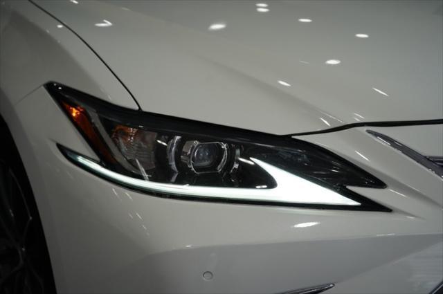 used 2023 Lexus ES 250 car, priced at $29,850