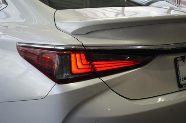 used 2023 Lexus ES 250 car, priced at $29,850
