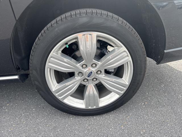 used 2024 Ford Expedition car, priced at $79,996