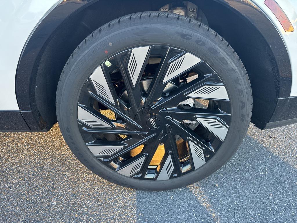 new 2026 Lincoln Nautilus car, priced at $73,240