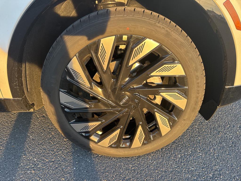 new 2026 Lincoln Nautilus car, priced at $73,240