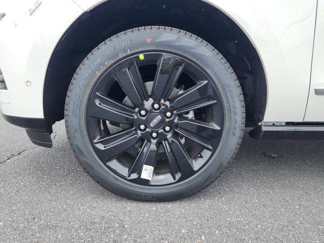 new 2024 Lincoln Navigator car, priced at $109,545