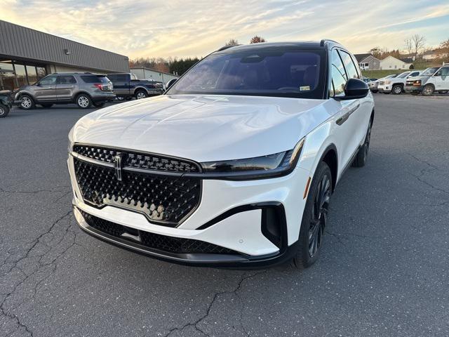 new 2025 Lincoln Nautilus car, priced at $70,810