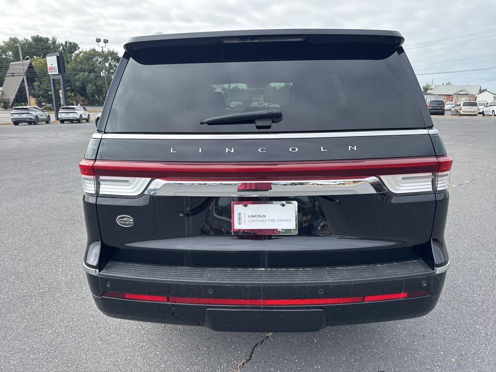 used 2024 Lincoln Navigator car, priced at $70,662