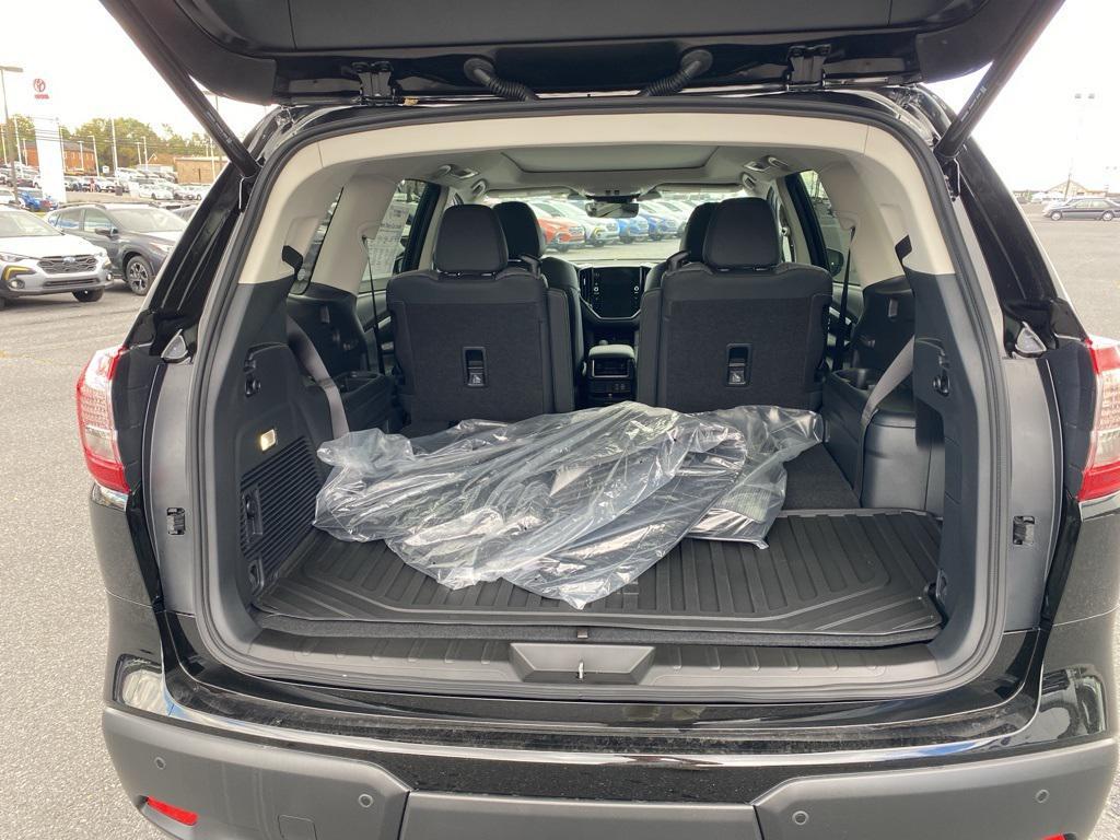 new 2025 Subaru Ascent car, priced at $46,093