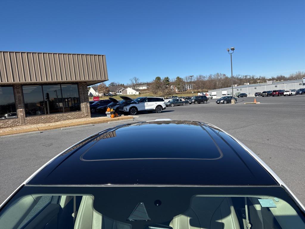 used 2021 Lincoln Nautilus car, priced at $35,496