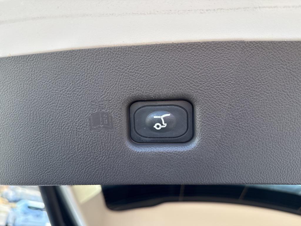 used 2021 Lincoln Nautilus car, priced at $35,496