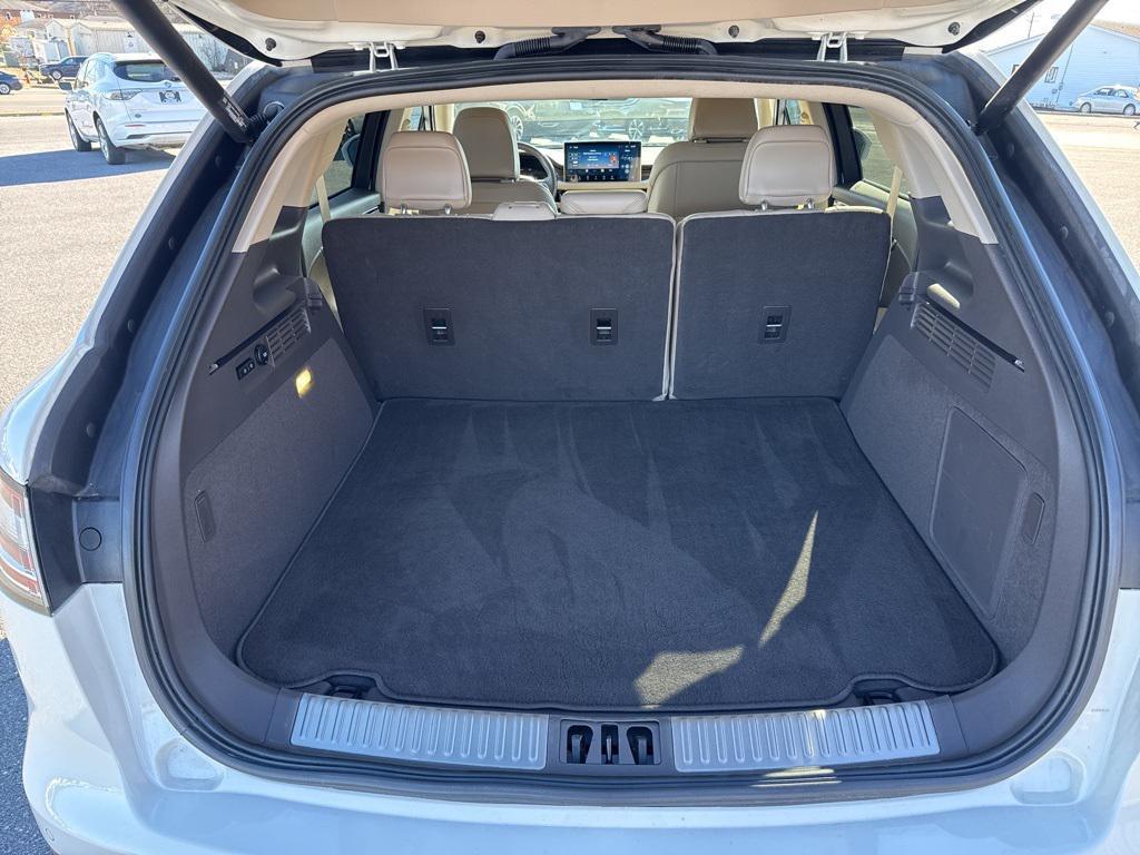 used 2021 Lincoln Nautilus car, priced at $35,496