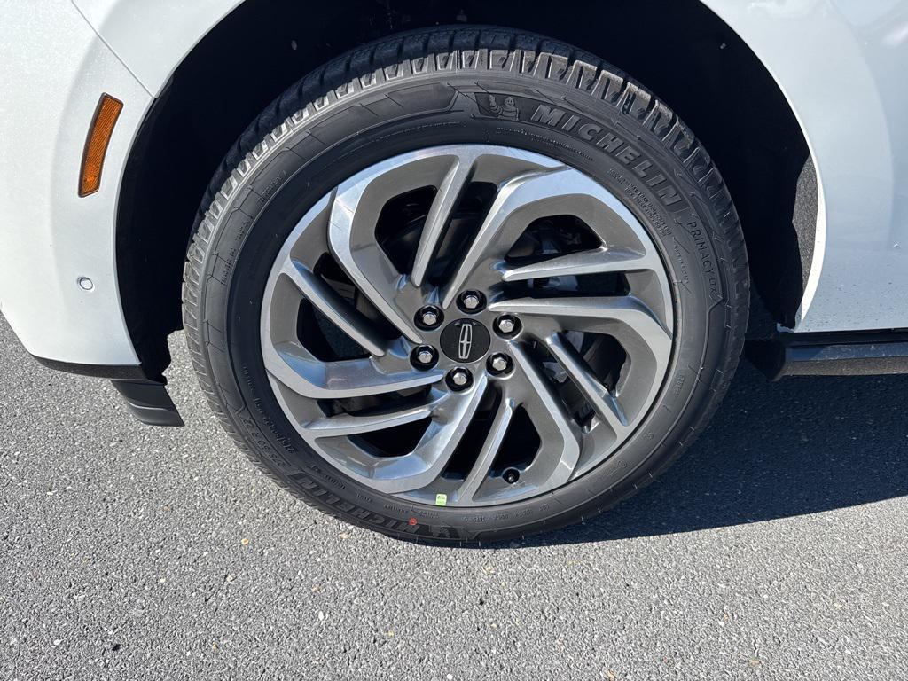 new 2025 Lincoln Navigator L car, priced at $107,325