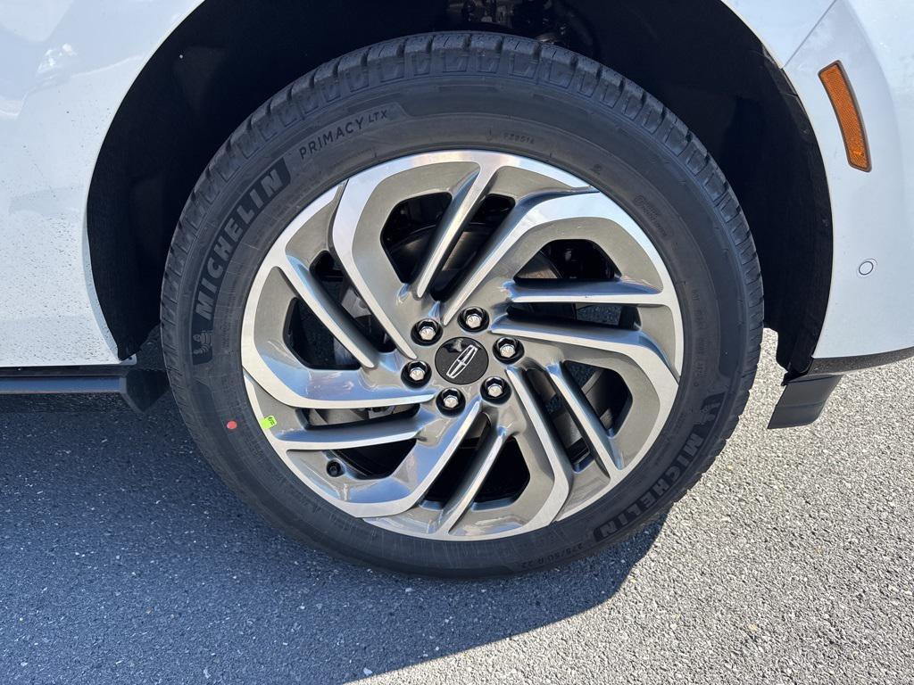 new 2025 Lincoln Navigator L car, priced at $107,325