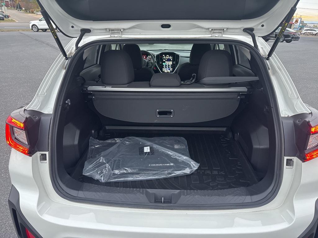 used 2025 Subaru Crosstrek car, priced at $27,492