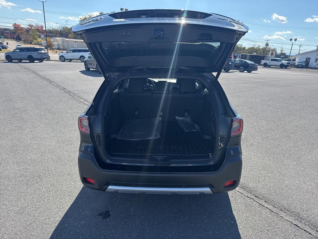 used 2025 Subaru Outback car, priced at $34,334