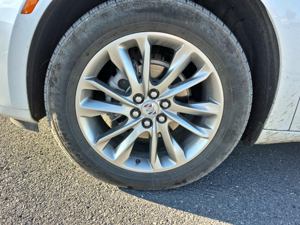 used 2024 Buick Enclave car, priced at $45,991