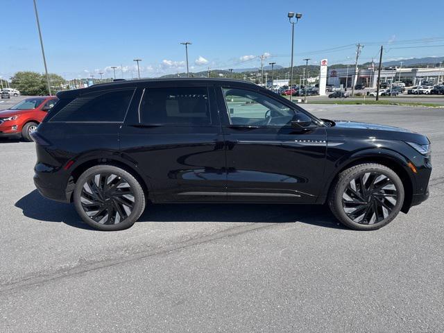 new 2024 Lincoln Nautilus car, priced at $59,445