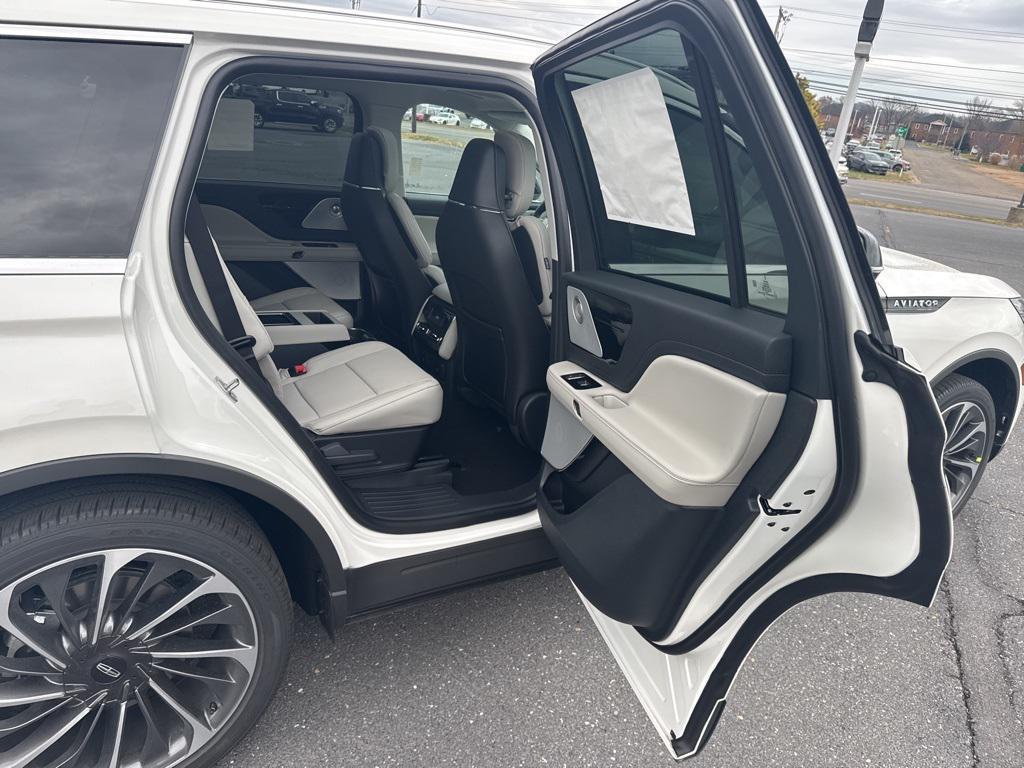 new 2026 Lincoln Aviator car, priced at $80,350