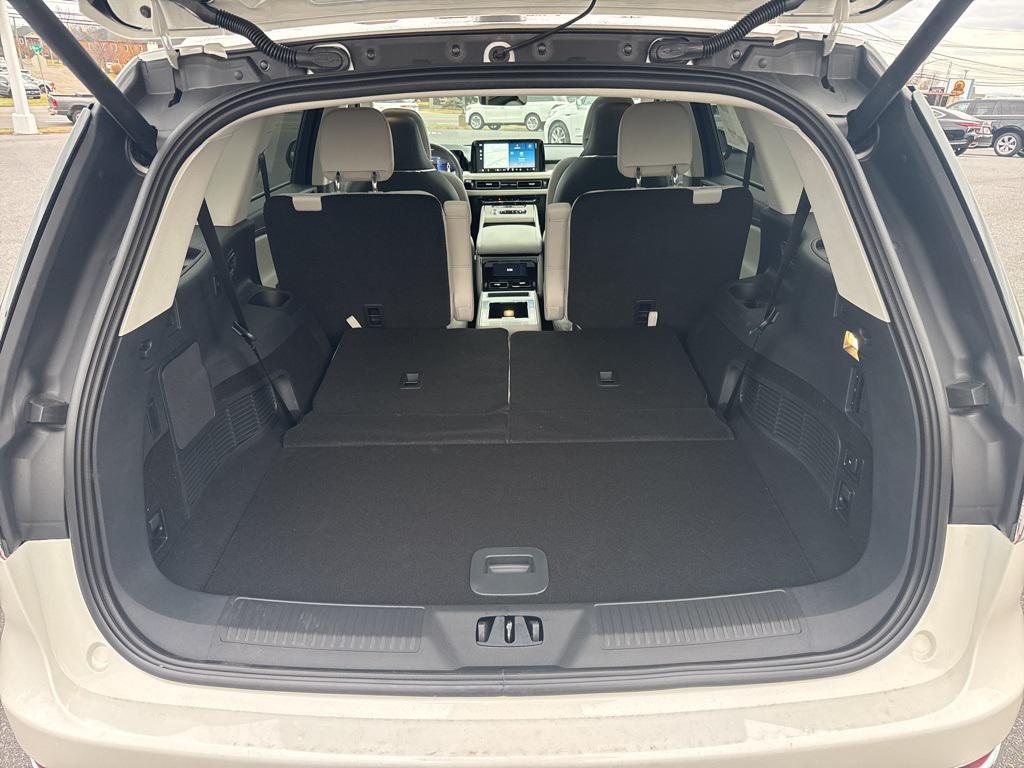 new 2026 Lincoln Aviator car, priced at $80,350