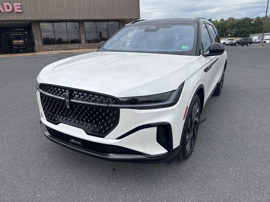 new 2025 Lincoln Nautilus car, priced at $73,480