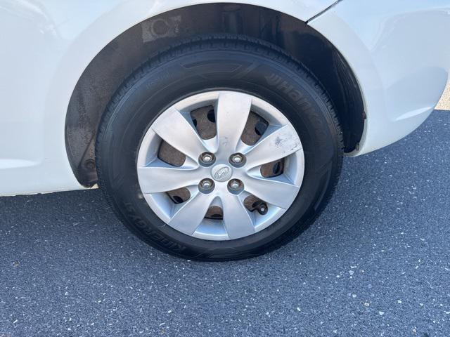 used 2009 Hyundai Accent car, priced at $5,557