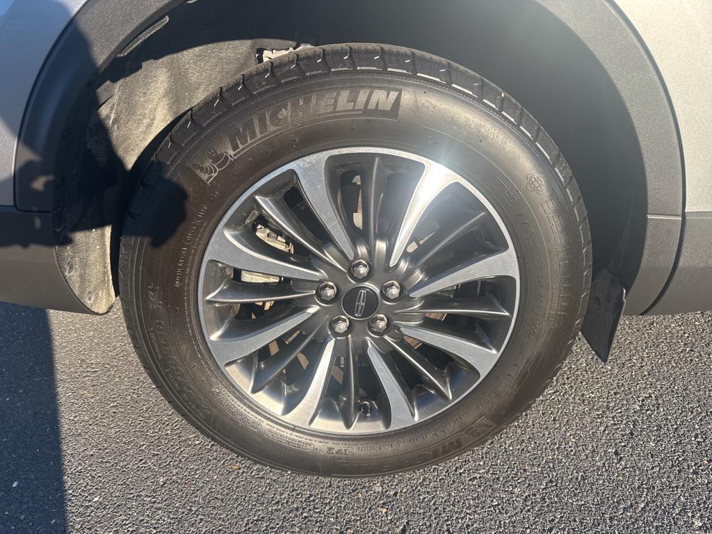 used 2023 Lincoln Nautilus car, priced at $36,996