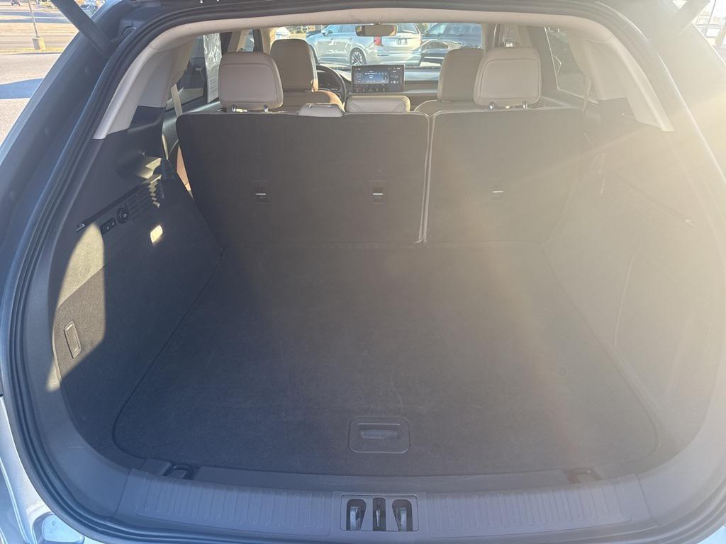 used 2023 Lincoln Nautilus car, priced at $36,996