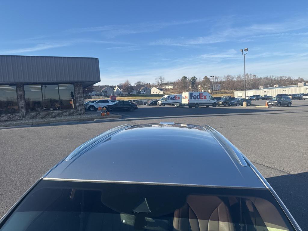 used 2023 Lincoln Nautilus car, priced at $36,996