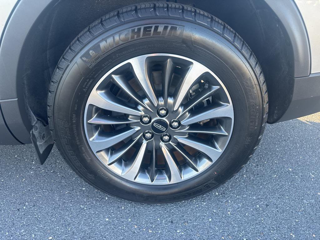 used 2023 Lincoln Nautilus car, priced at $36,996