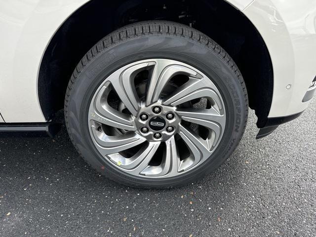 new 2024 Lincoln Navigator car, priced at $110,975