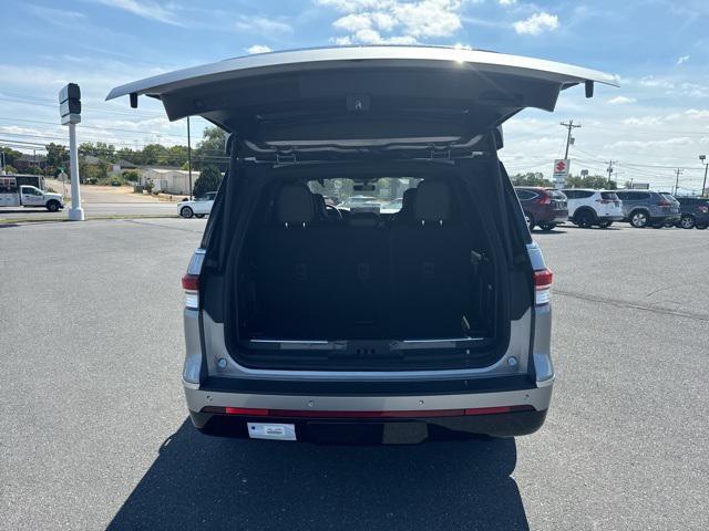 new 2024 Lincoln Navigator car, priced at $107,755