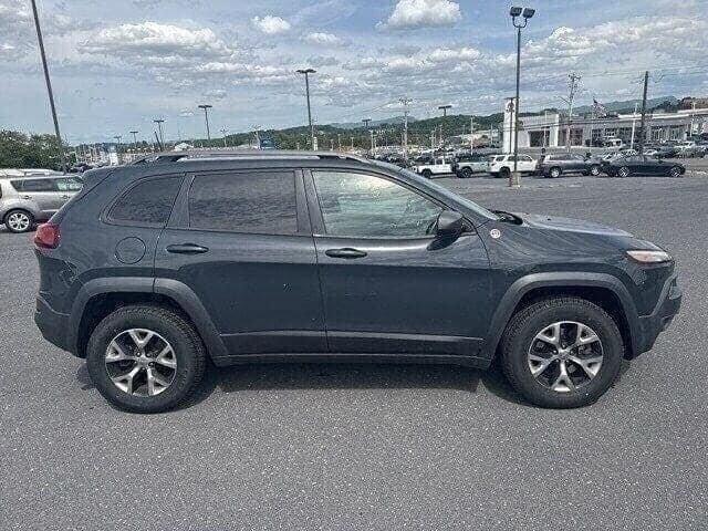 used 2017 Jeep Cherokee car, priced at $10,496