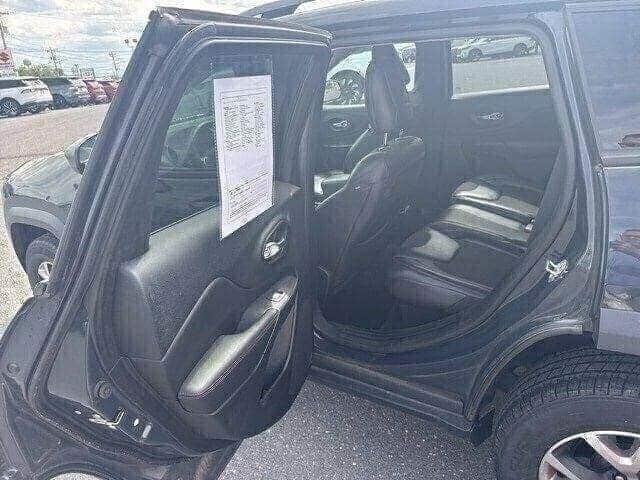 used 2017 Jeep Cherokee car, priced at $9,997